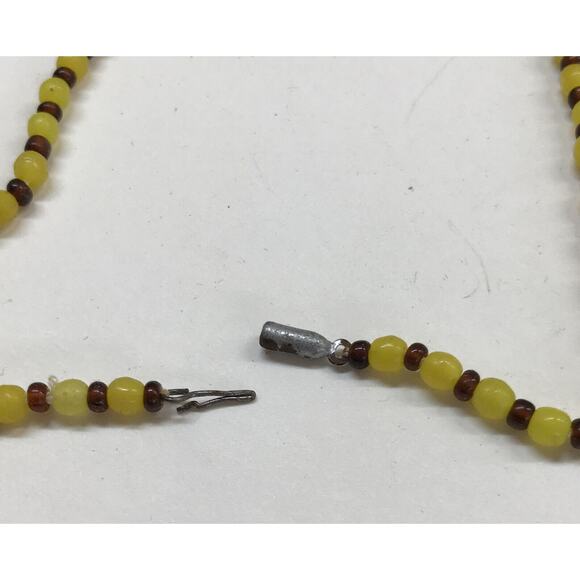 Vintage Yellow and Amber Beaded Necklace Tube Clasp Funky 17" - Picture 8 of 9